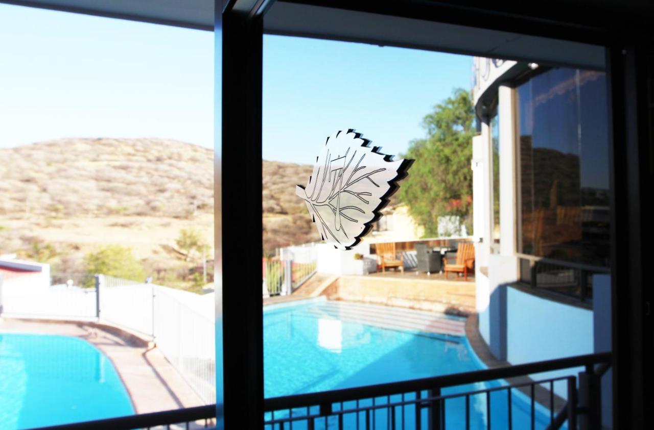 Burg'S View Boutique Hotel Windhoek Bagian luar foto